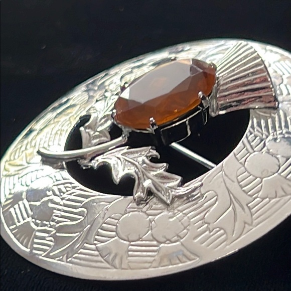 Scottish Large Plaid Brooch Thistle  Silver Tone Orange Stone Brooch Mizpah - Picture 5 of 7